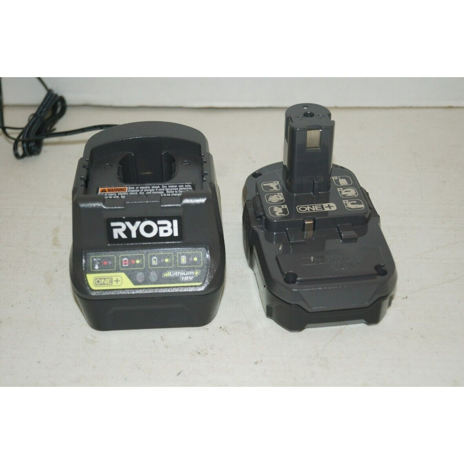 RYOBI ONE+ 18V LITHIUM ION P189 BATTERY AND P118 CHARGER COMBO 2 Ah Battery USED Item image 5