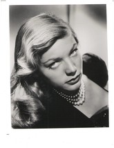 Lauren Bacall pose D 8x10 photo - $5.00