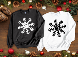 Christmas Sweatshirt Snowflake Holiday Gift - £27.90 GBP