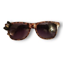 Women&#39;s Brown Animal Print Square Black Bow Detail Sunglasses - £14.32 GBP