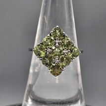 Vtg Green Crystal Cluster Ring Sz 6 Silver Tone Diamond Shape Setting Co... - $33.89 CAD