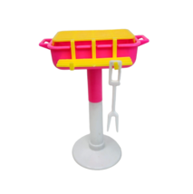 Vintage 1995 Mattel Barbie Pink + Yellow Picnic Bbq Grill W/ White Utensil - £10.59 GBP