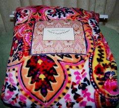 ivy hill home White with Floral Design Plush Throw 50&quot;x70&quot; New - €14,12 EUR