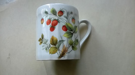 1985 Royal Kendal Strawberries Cup Gold-colored trim - No saucer - £8.11 GBP