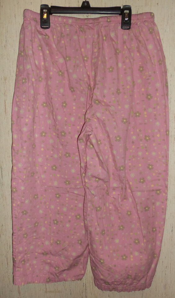 EXCELLENT WOMENS WOOLRICH CAVERN PINK FLORAL PRINT CROPPED PAJAMA PANTS  SIZE M Item image 2