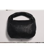 NA-KD Woven Rounded Bag Purse Black Faux Leather - $525.66 MXN
