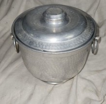 Vintage Hammered Aluminum Made In Italy Ice Bucket Bar Service Bourbon M... - $15.99