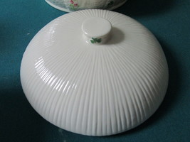 Belleek cottage 2 Qt Round Covered, casserole, 11th mark (green 2001/06), 9 5/8 - £189.92 GBP