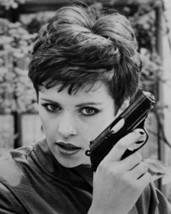 Sheena Easton rare publicity pose with gun For Your Eyes Only movie 8x10 Photo - £8.03 GBP