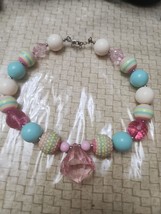 Pink White &amp; Teal Chunky Beaded Party Necklace Bubble Gum With Charm - $259.79 MXN
