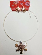 Kohl&#39;s Women&#39;s Silver Tone Christmas Necklace Choker W Snowflake Earrings - £10.64 GBP