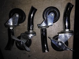 8CC87 Set Of 4 Casters, 2 Are Lockers, Still Attached To Mounts, Requires A 9/16 - £13.14 GBP