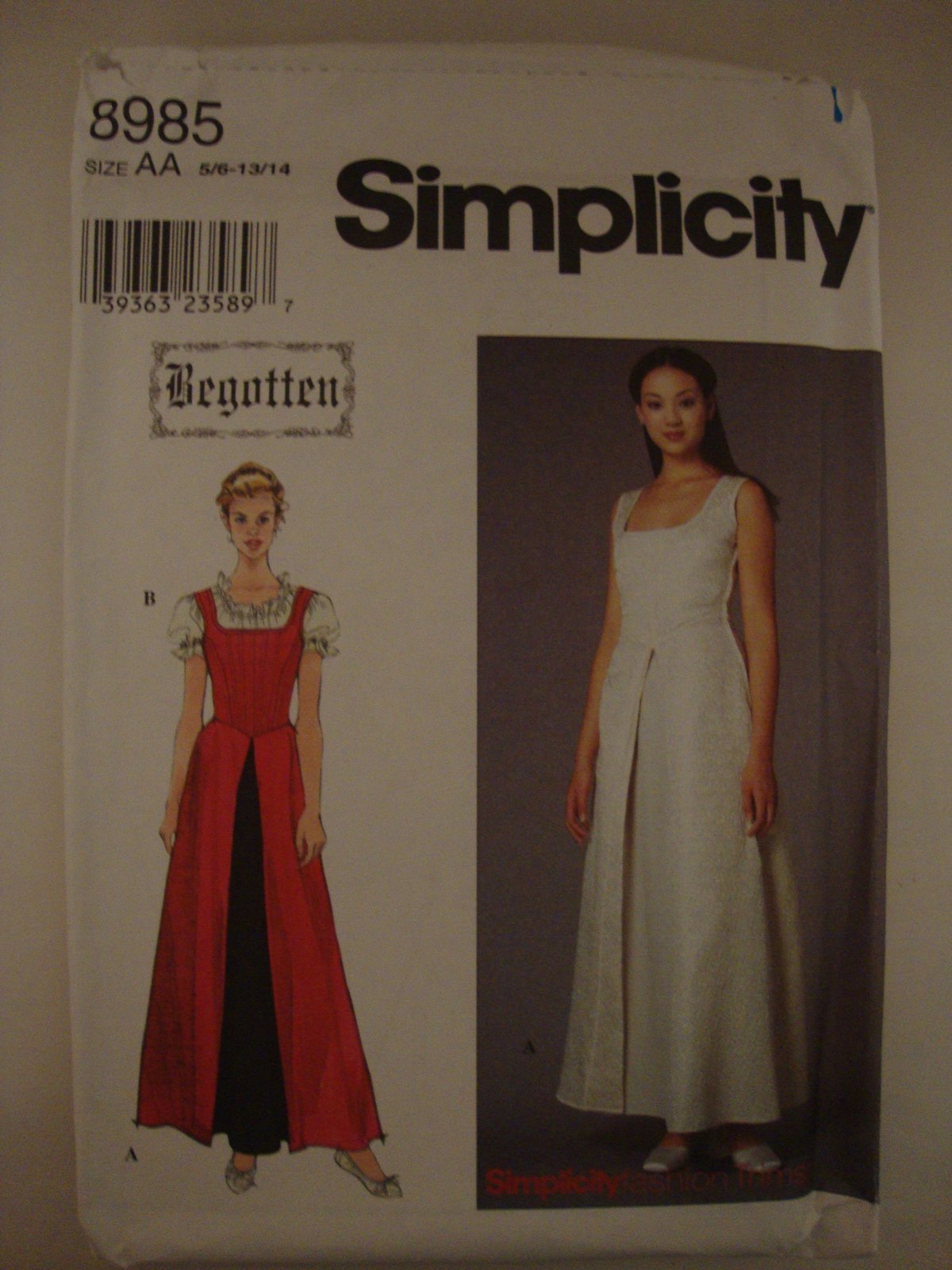 Simplicity - Begotten- Size AA 5/6 - 13/14 - #8985 - Dress and Blouse - $11.87