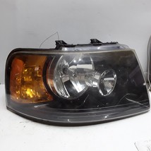 03 04 05 06 Ford Expedition right passenger blackout headlight assembly OEM - £38.82 GBP