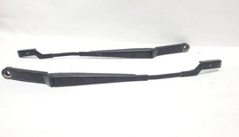 2019 Buick Cascada OEM Pair Wiper Arm 97036203 - $617.57 MXN