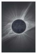 Total Solar Eclipse 2017 Artistic 4X6 Moon Photo - £6.25 GBP