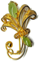 Sorrento Jade Flower Gold Plated 925 Sterling Silver Brooch - £38.82 GBP