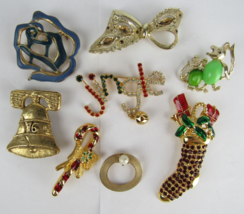 ESTATE SALE BROOCH LOT x8 vintage mid century christmas liberty mouse  1... - £52.18 GBP