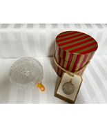 1995 Hand blown glass Nordstrom Christmas snow ball ornament with box, g... - $1,090.86 MXN