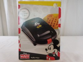 Disney Mickey Mouse Waffle Maker Mickey Shaped Non Stick Cute - £14.24 GBP