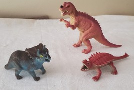 Preowned Vintage Lot of Toy Dinosaurs - £4.75 GBP