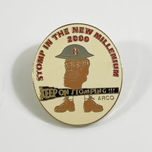 Stomp in The New Millenium 2000 Keep on Stomping Arco Lapel Pin - €7,57 EUR