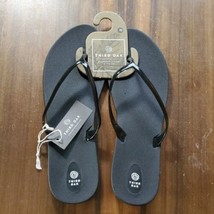 Third Oak Flip Flop Size 10/L Sandals USA Black Plastic Recycled Recyclable - $17.64