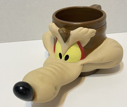 Promotional Partners Vintage 1992 Wile E Coyote 3D Plastic Cup Mug 9 x 6 inches - £11.69 GBP