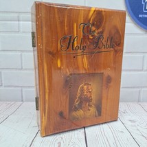 VTG Holy Bible Cedar Box Storage With Jesus Photo 9&quot; X 6.5&quot; - $25.22 CAD