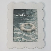 Creative Co-op Jilly Box Scalloped Marble Frame 5&quot; x 7&quot; New in Package M... - $39.99