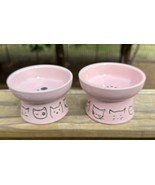 Raised Pedestal Pair of Pink Ceramic Cat Food &amp; Water Dishes Embossed Fa... - £23.44 GBP