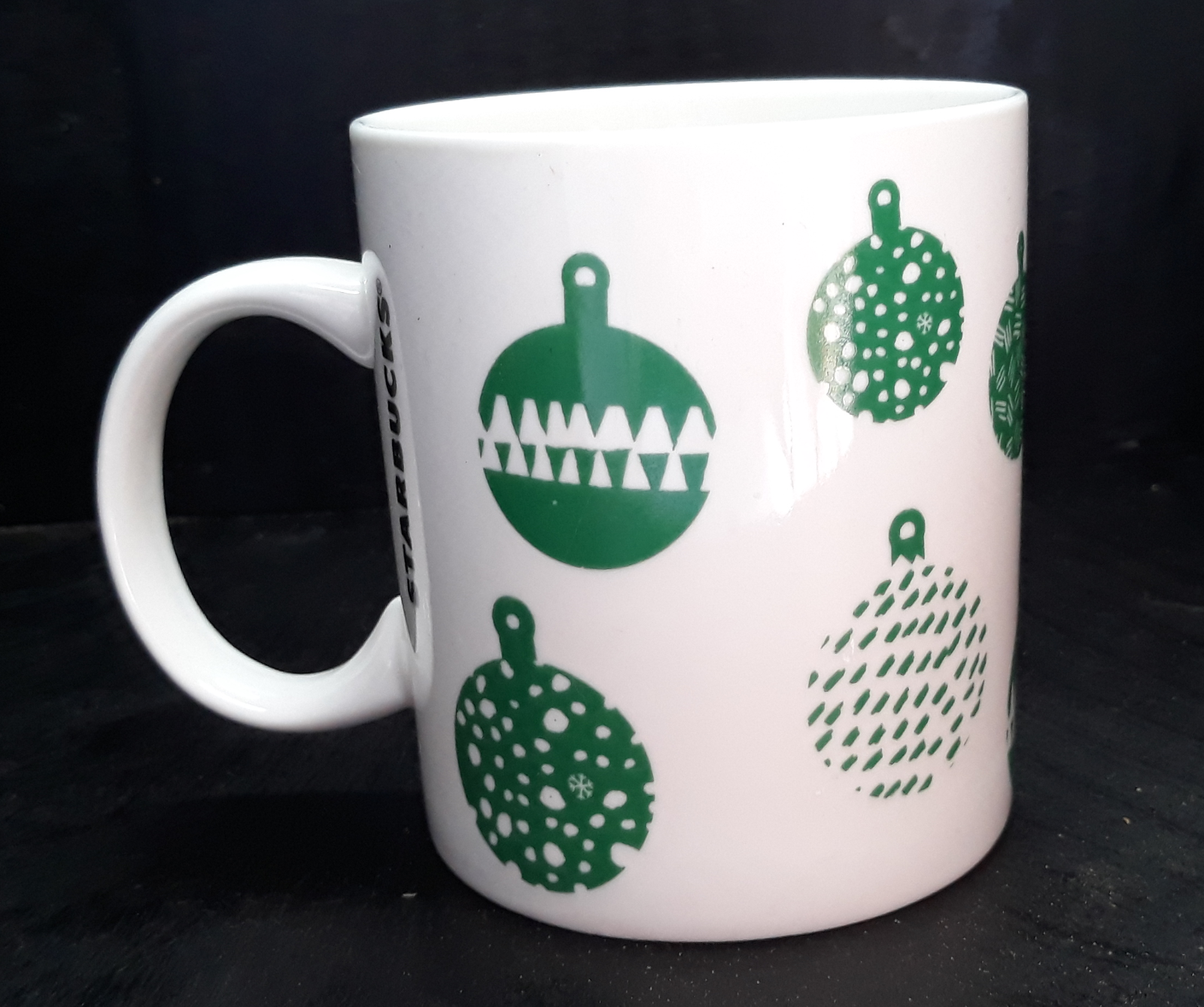 Starbucks 2016 Christmas Coffee Mug Ornament Design 12 Oz. - $8.99