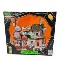 Lemax Spooky Town Pirates Pub And Grub 85666 Halloween House Partially Working - £43.07 GBP