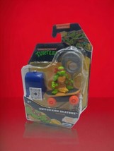 TMNT Raphael Epic Switch Kick Skaters Teenage Mutant Ninja Turtles Action Figure - $12.86