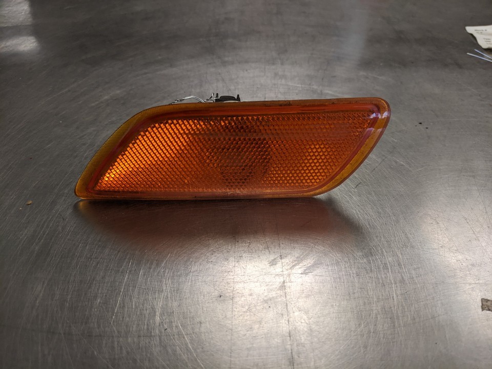Driver Left Side Marker For 00-04 Ford Focus  2.0 - $25.94