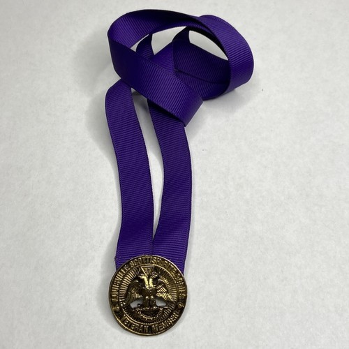 Vintage Masonic Louisville Chapter Scottish Rite Bodies Metal Pin 32nd D... - $20.00