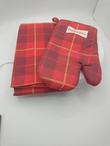 Budweiser Red Plaid Apron and Oven Mitt BBQ Holiday Christmas Gift - $12.10