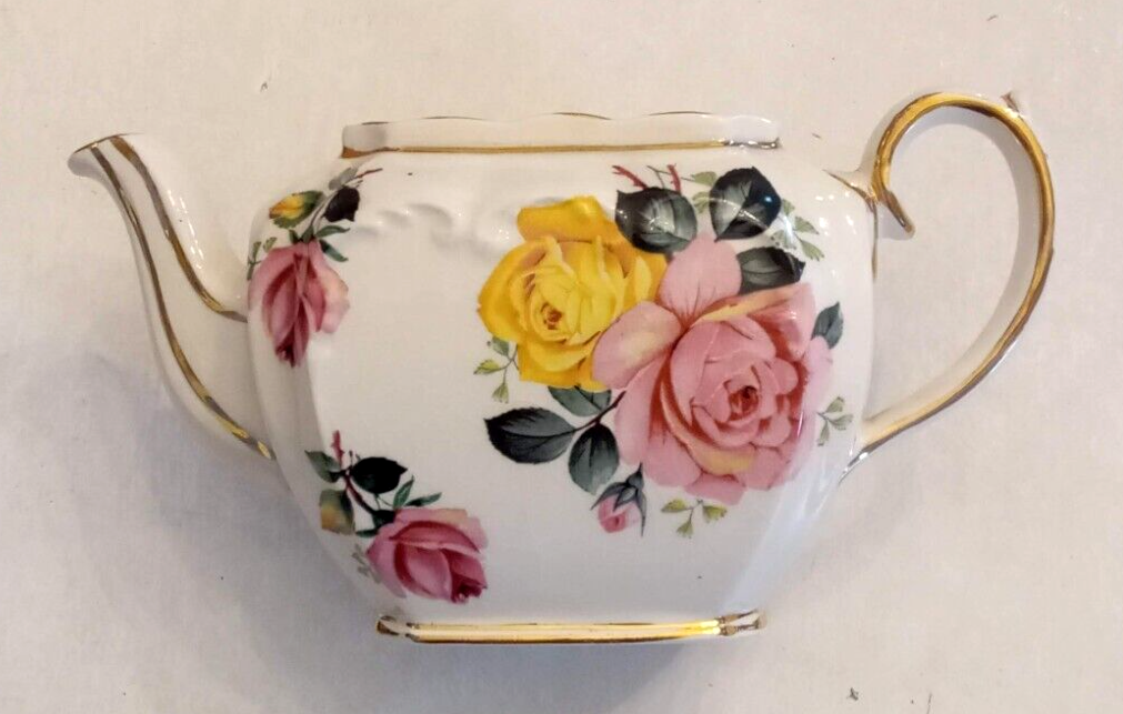 Sadler Individual Cube TEAPOT Pink Rose 2897 Staffordshire Pottery NO LID - $35.58