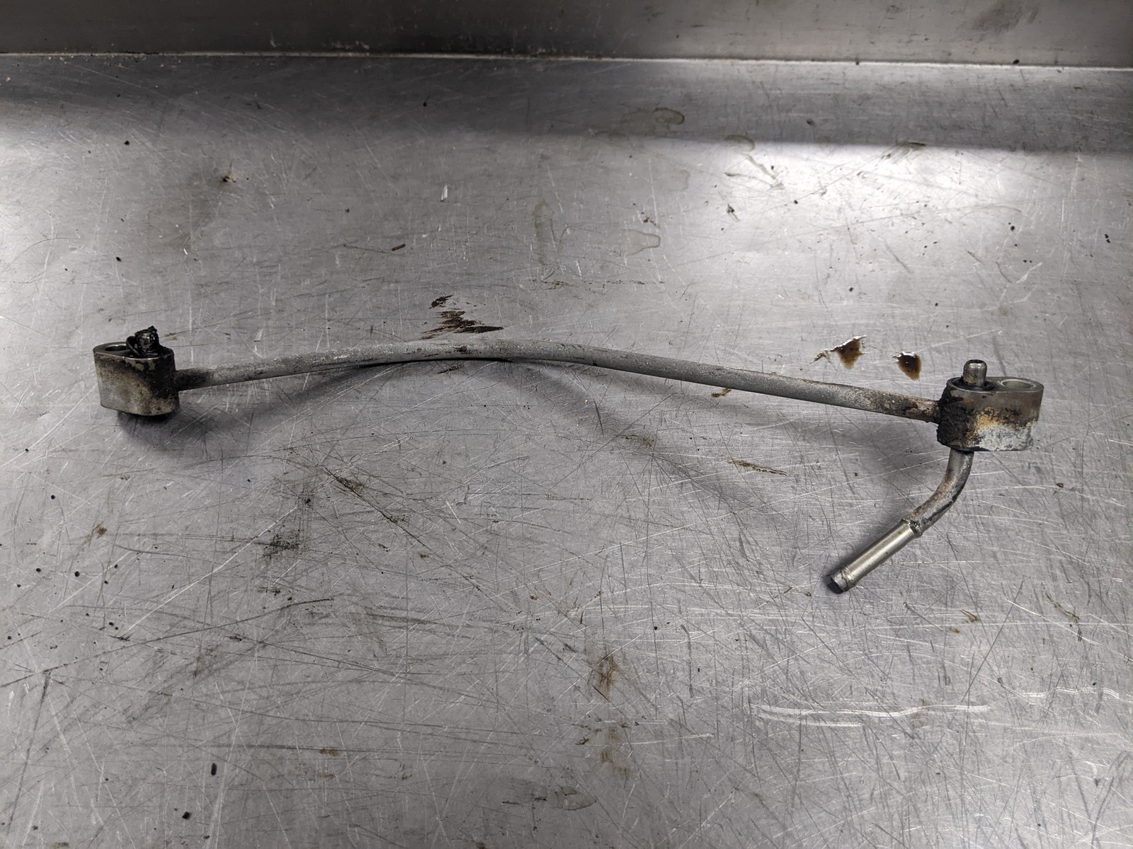 Steam Tube For 05-06 GMC Sierra 1500  5.3 - $19.75