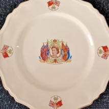 Crowned June 2, 1953 QE2 Commemorative Plate Coronation of HM Queen Elizabeth II - £21.99 GBP