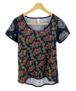 LuLaRoe Classic Tee Size XS Black Red Purple Floral Short Sleeve Hi Lo S... - $182.61 MXN LuLaRoe Classic Tee Size XS Black Red Purple Floral Short Sleeve Hi Lo S... - $182.61 MXN