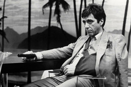 Al Pacino As Tony Montana In Scarface 11x17 Mini Poster - £15.94 GBP