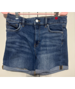 White House Black Market Size 6 The 5&quot; Short Rolled Cuff Jean Shorts - $14.85