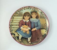 Sisters are Blossoms Plate Chantal Poulin The Bradford Exchange 1995 Vintage - £8.05 GBP