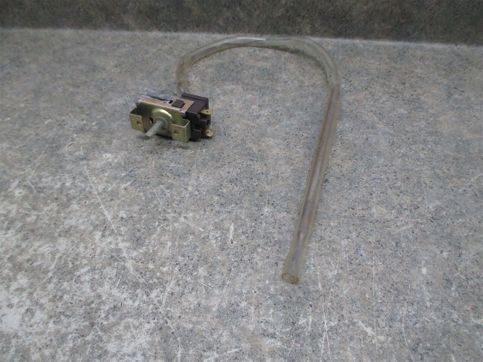 Frigidaire Air Conditioner Thermostat Part  HH22QB056