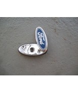 1990 1991 CROWN VICTORIA TRUNK LOCK COVER EMBLEM OEM - $1,272.62 MXN