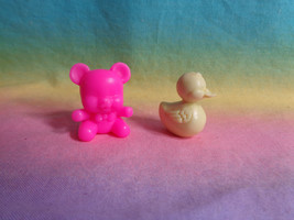 Mattel Barbie Dollhouse Hot Pink Teddy Bear Figure &amp; Yellow Duck - £2.55 GBP