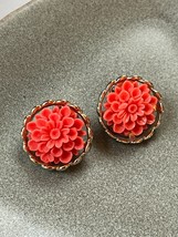 Vintage Emmons Marked Carved Coral Plastic Flowers in Round Goldtone Frame Clip - £10.46 GBP