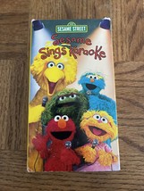 Sesame Street Sings Karaoke VHS - £31.05 GBP