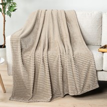 Pavilia Super Soft Fleece Throw Blanket Taupe Tan Camel, Luxury Fuzzy, 5... - $587.93 MXN